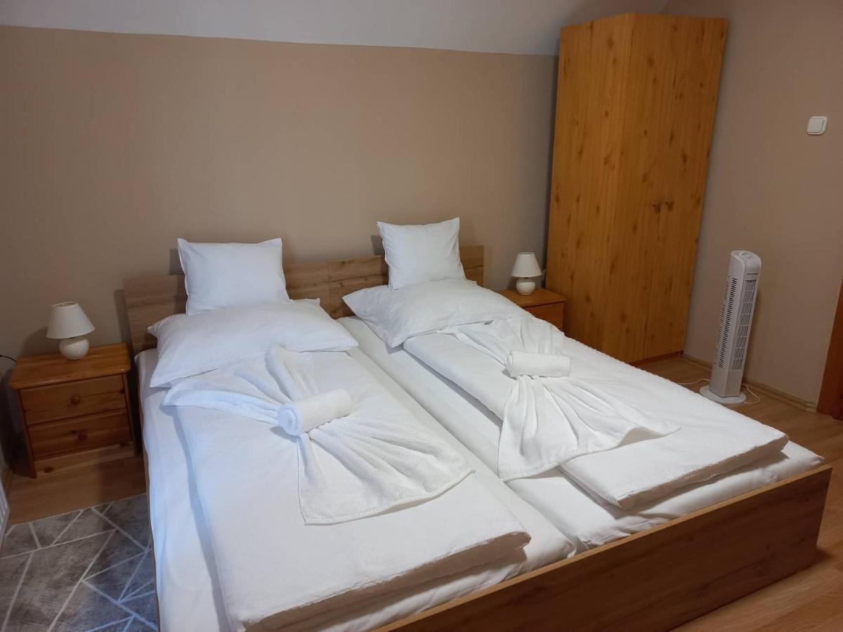 Family Panzio Zalakaros Bed and Breakfast Buitenkant foto